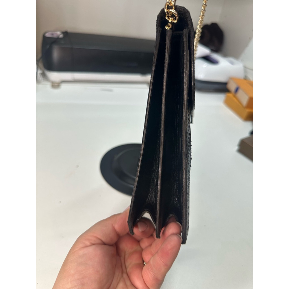 Women's YSL Black Clutch w Unbranded Strap - Picture 5 of 15